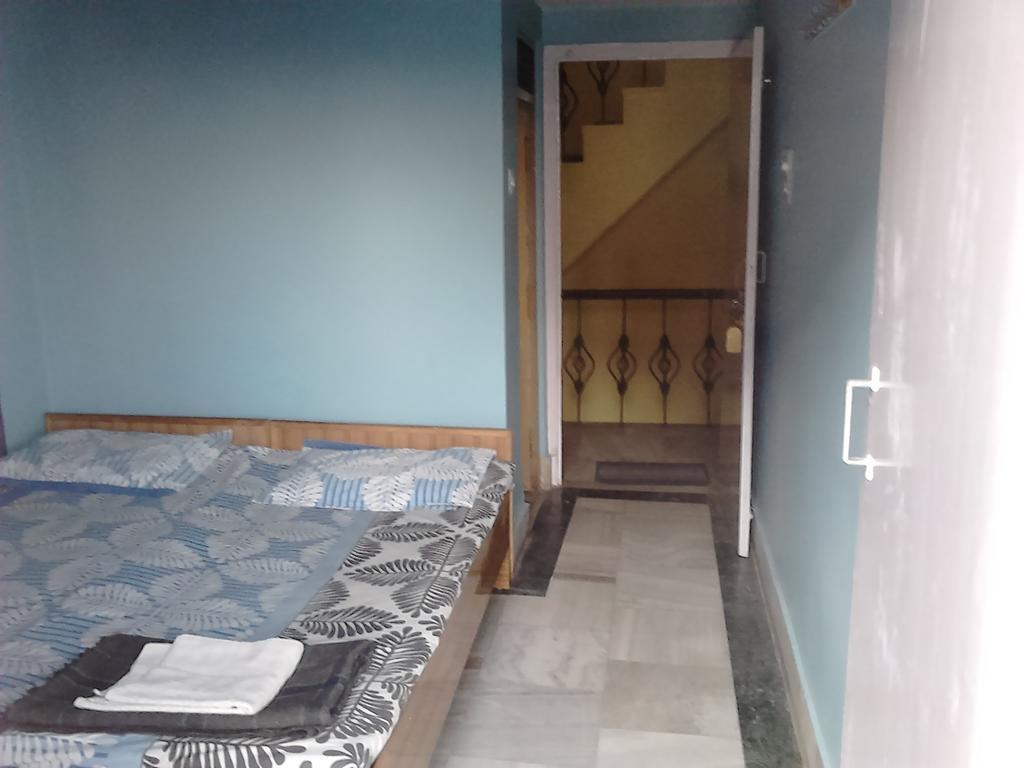 Leela Guest House Varanasi Phòng bức ảnh