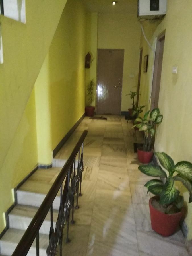 Leela Guest House Varanasi Ngoại thất bức ảnh