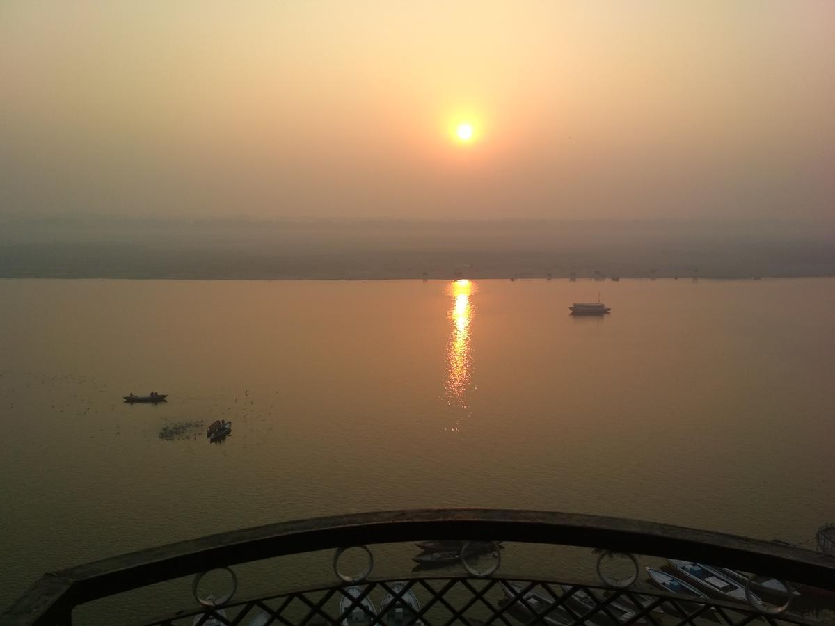 Leela Guest House Varanasi Ngoại thất bức ảnh